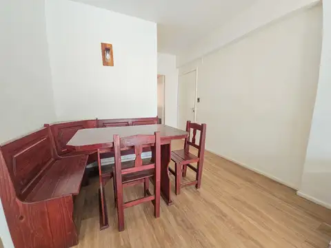 Departamento 3 amb.- Alberti y Sarmiento