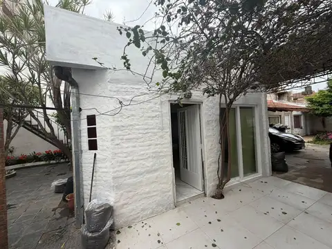 Depto Tipo Casa en Alquiler de 1 dormitorio