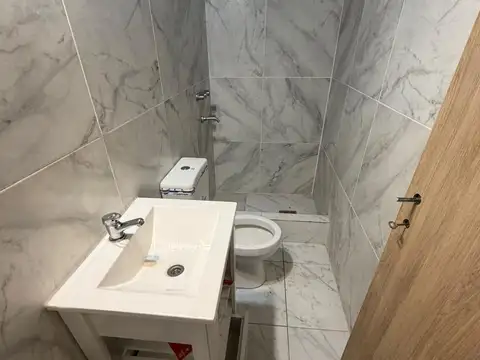 Depto Tipo Casa en Alquiler al Este
