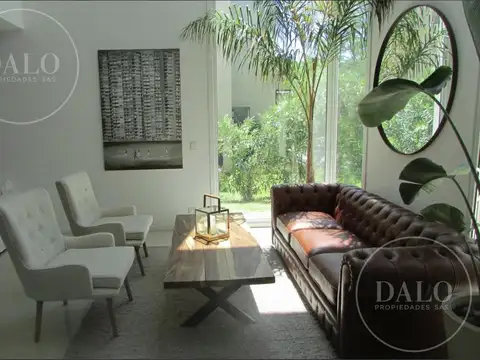 Casa 6 ambientes con 6 baños