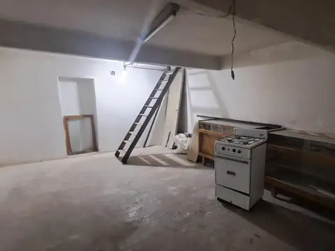 Depto Tipo Casa en Venta 50 años