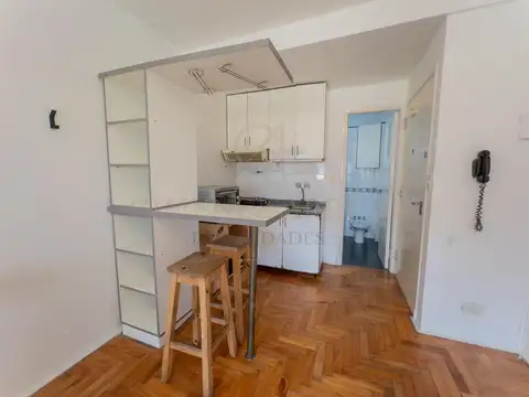 Monoambiente en venta en San Nicolás, a metros de la Univers