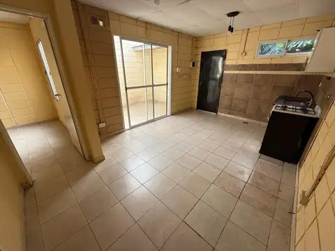 Depto Tipo Casa en Alquiler al Noreste