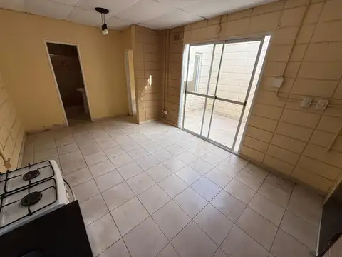 Depto Tipo Casa en Alquiler de 2 ambientes