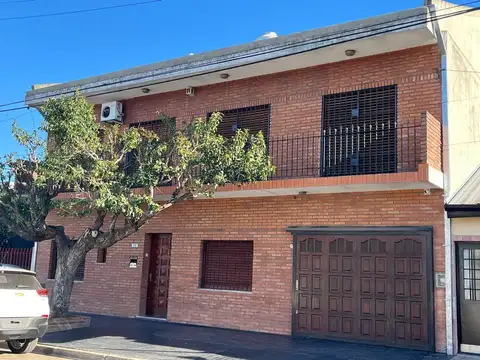 VENTA DE CASA 6 AMBIENTES EN EL PALOMAR