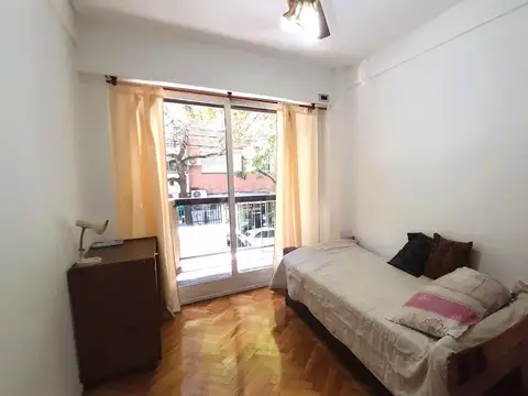Departamento 4 ambientes con 2 baños