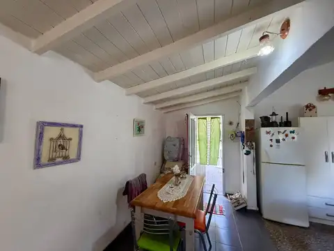 Casa 3 ambientes con 1 baño
