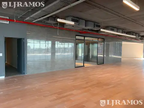 Oficina en Alquiler al Norte