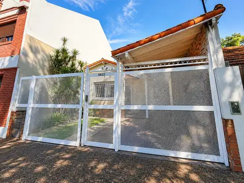 Casa chalet 4 ambientes en venta en Villa Ballester