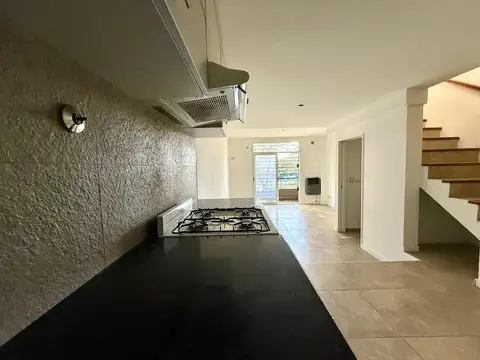 venta - ph - Villa Devoto - triplex - playroom - terraza - patio - lavadero - toilette -