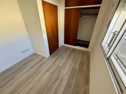 Depto Tipo Casa 4 ambientes con 1 baño