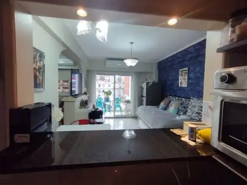 RETIRO - VENTA 2 AMBIENTES -RECICLADO CON BALCON  / 37m2 - U$S99.000