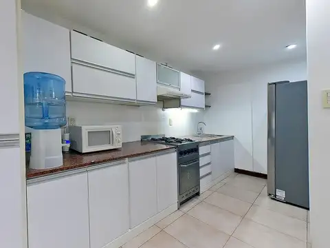 Casa 6 ambientes con 3 baños