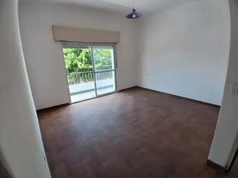 VENTA - PH 3 AMB C/BALCON Y PATIO ¡OPORTUNIDAD!