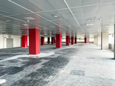 Oficina en Alquiler al Este