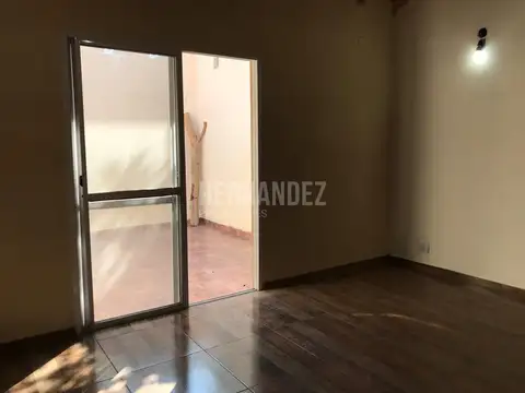 Depto Tipo Casa en Venta de 1 dormitorio