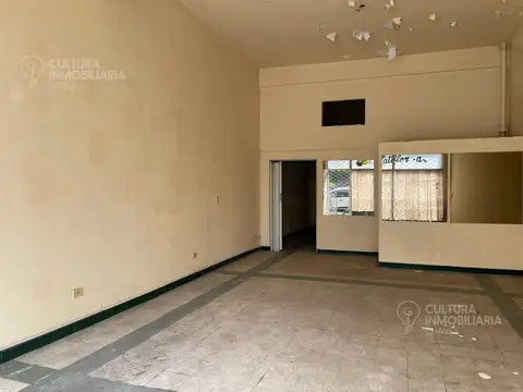 ALQUILER LOCAL COMERCIAL EN EL PALOMAR IMPORTANTE ESQUINA