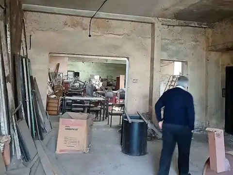 Galpon en Alquiler 38  mts Fondo