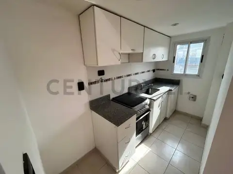 DEPARTAMENTO 2 AMBIENTES AL FRENTE CON BALCON 