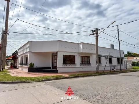 Avenida Urquiza esq Tucuman