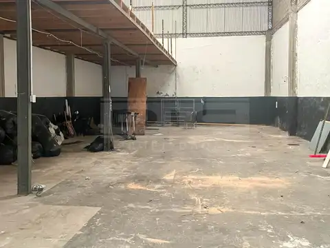 Galpon en Venta en Olivos Maipu/Uzal, USD 289.000