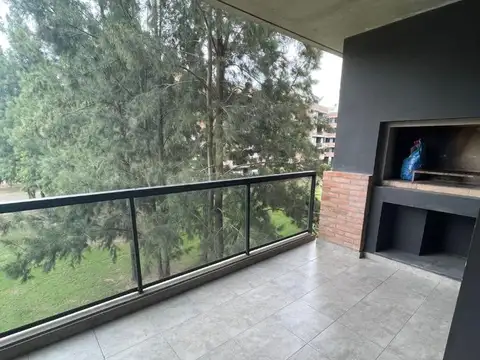 Departamento en Alquiler con 1 cocheras
