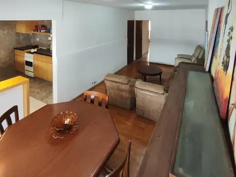 Departamento 5 ambientes con 2 baños