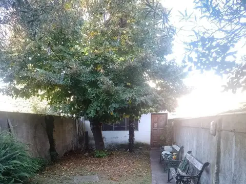 Depto Tipo Casa en Venta de 5 ambientes