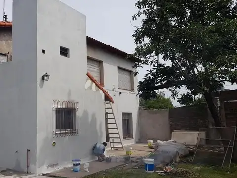 CASA EN VENTA :: 3 AMBIENTES :: ZONA INDUSTRIAL :: ITUZAINGO