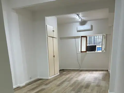 Gran monoambiente en alquiler en las canitas