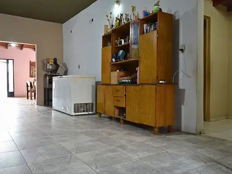 VENTA CASA 7 AMB.C/JARDÍN,LOTE PROP.LOMAS DE ZAMOR