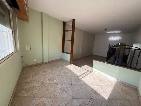Depto Tipo Casa en Venta al Este