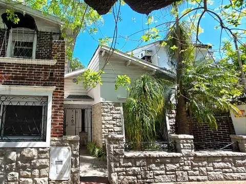 VENTA CASA 5 AMBIENTES CON QUINCHO VILLA BALLESTER