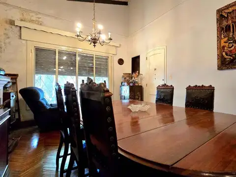 Casa 5 ambientes con 3 baños