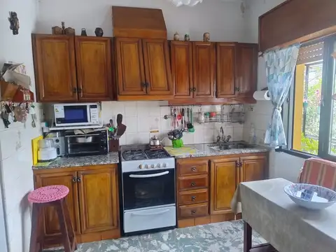 VENTA PH 4 AMBIENTES + DEPOSITO TALLER SAN JUSTO
