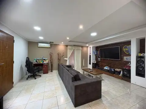 Casa 3 ambientes con 2 baños