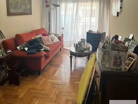 Departamento en venta - 2 Dormitorios 1 Baño - Cochera - 75Mts2 - General San Martín