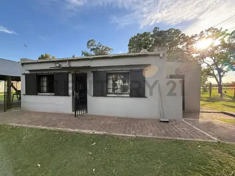 Chacra en venta de casi 5 hectáreas con casa, piscina y galpon  – Calle 25 y 610