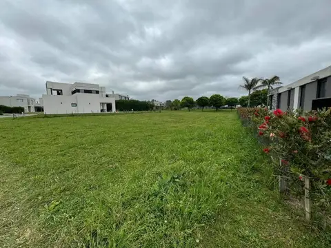 Terreno / Lote en venta de 920m2 ubicado en Greenville Polo & Resort