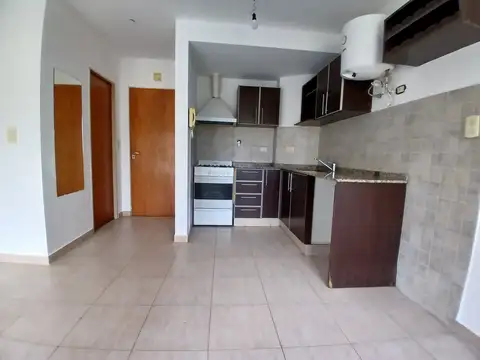 Departamento en Alquiler en Moron Norte, $ 350.000