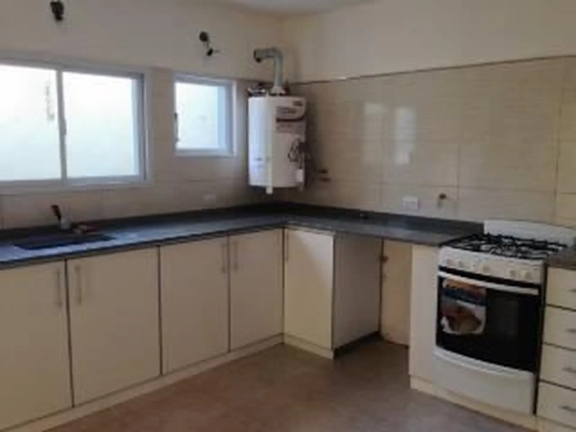 PH 3 dorm, 2 baños, 80 m² cubiertos — Don Bosco, sin expensas y reciclado a nuevo