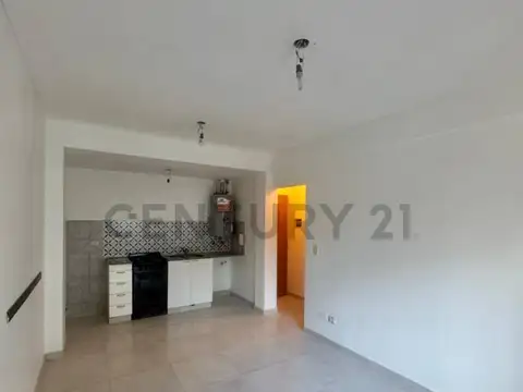 VENTA DPTO 2 AMB. EXCELENTE UBICACION EN CIUDAD JARDIN