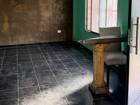 Casa en Alquiler en Ministro Rivadavia, $ 500.000