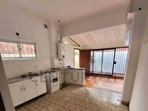 Emilio Frers 2000, Piso 0