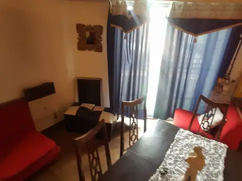 EN VENTA EN EL PALOMAR CASA EN PLANTA BAJA 3 AMBIENTES + DEPTO. 3 AMBIENTES CON TERRAZA - FICHA 7359