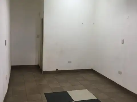 Av Lope De Vega 2514 , Piso PB