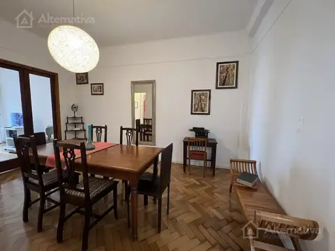 Guemes  al 3900 entre Scalabrini Ortiz y Araoz.