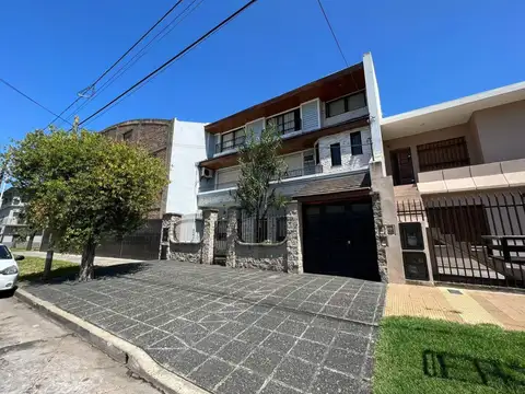 OPORTUNIDAD CASA DE 5 AMBIENTES