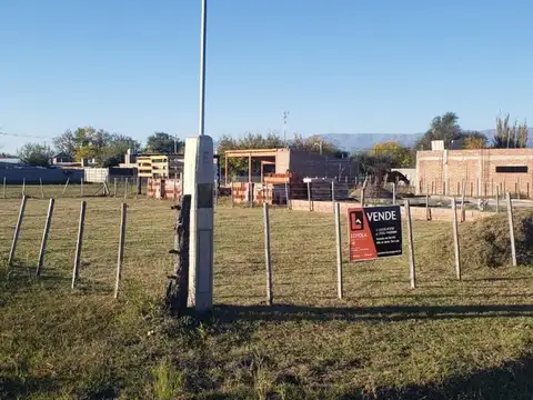 Terreno en Venta 30  mts Fondo