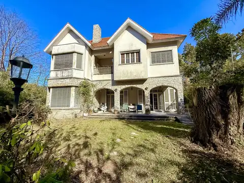 Urquiza 2600, Vicente Lopez, Buenos Aires, Argentina al 2600